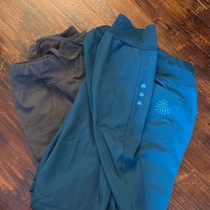 Teal and Gray HeartSoul Jogger Scrub pants, size XS